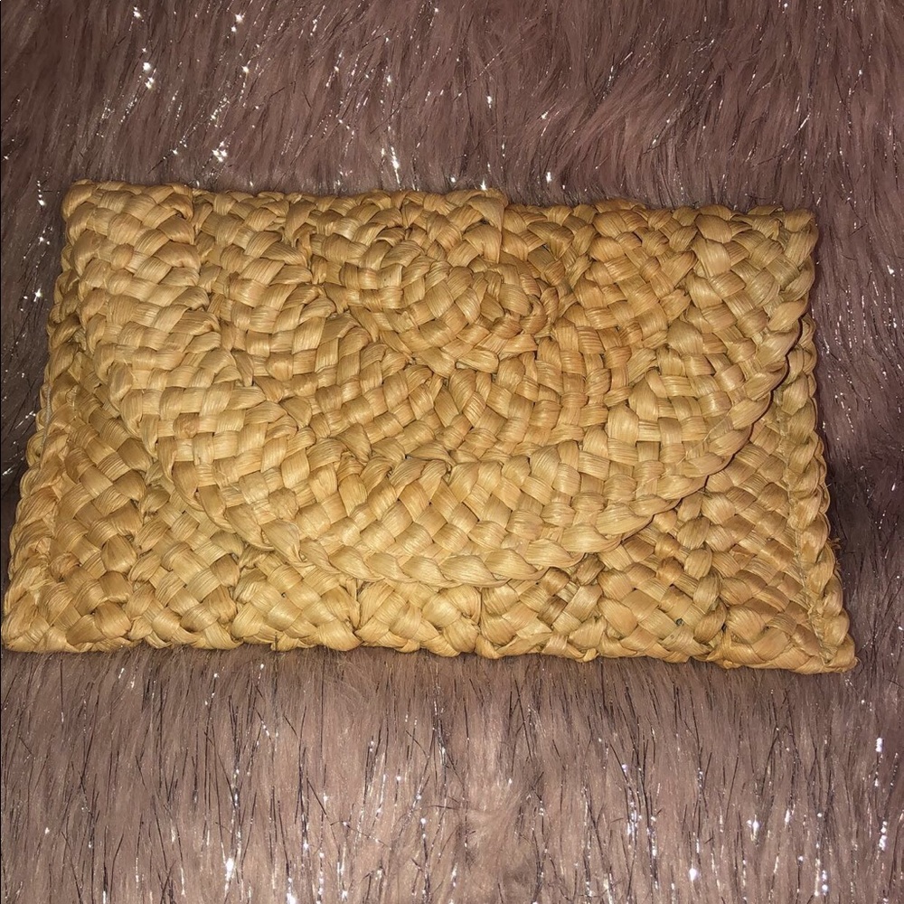 New Straw clutch bag